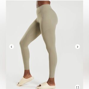 Whitney Simmons x Gymshark pocket scrunch butt leggings